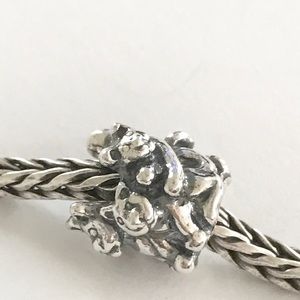 Authentic Trollbeads Family of Kittens Bead New